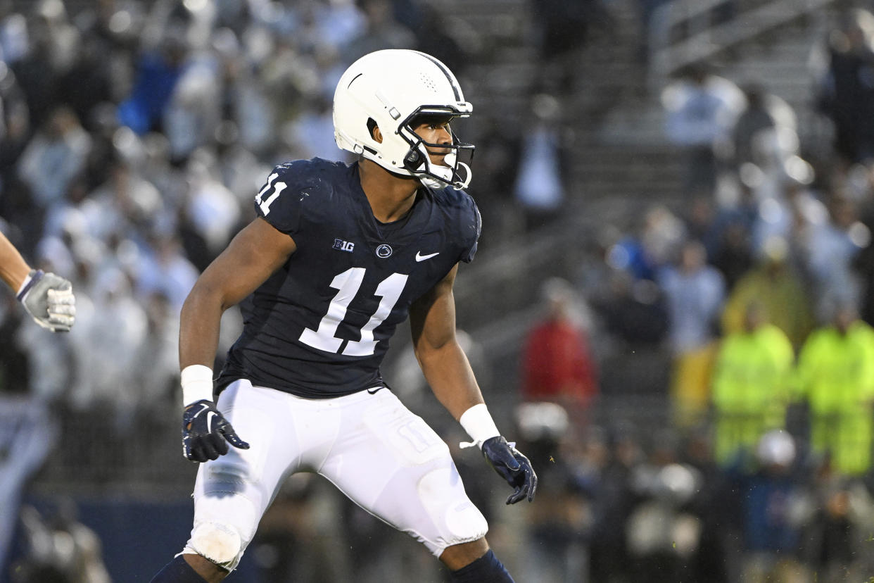 Linebacker Abdul Carter is one of several talented returning players who lead a loaded Penn State defense this season. (AP Photo/Barry Reeger)