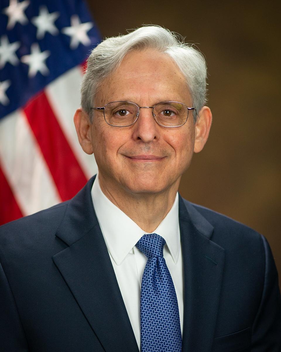 美國司法部部長賈蘭德（Merrick Garland）表示，「本案被告對受害者施以酷刑，造成難以形容的傷害，嚴重侵犯本應受到他們(警察)保護之民眾的公民權利。」   圖：翻攝自@FoolsBelieve推特(資料照)