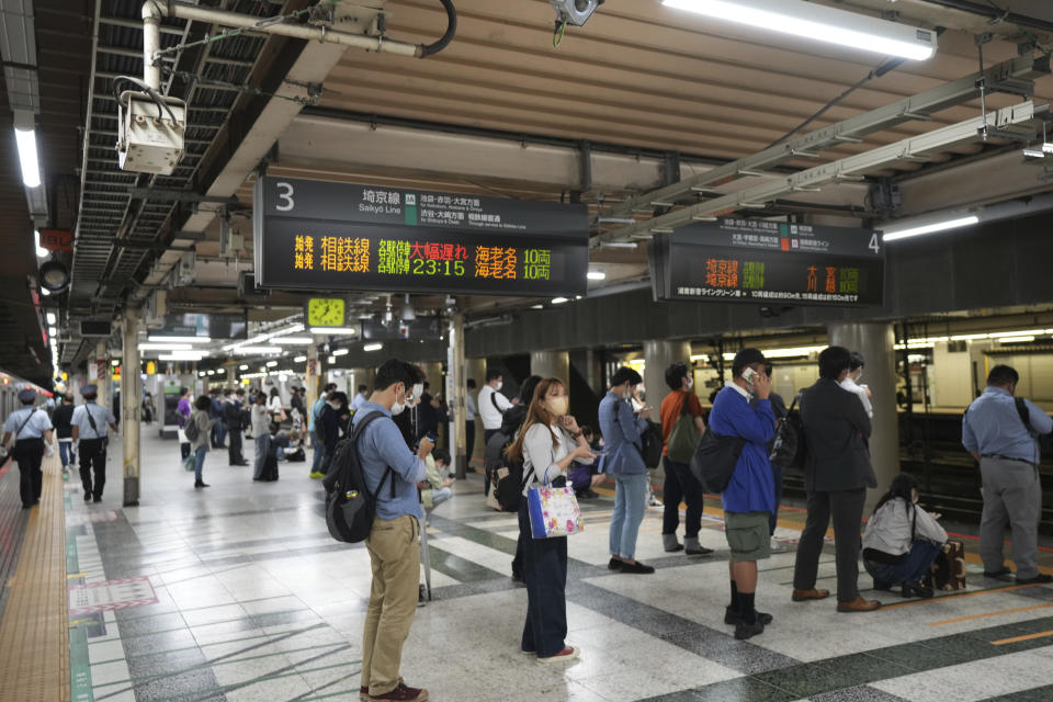 日本千葉縣發生6.1級地震，足立區有鐵路行駛途中緊急剎停出軌，多名乘客受傷。