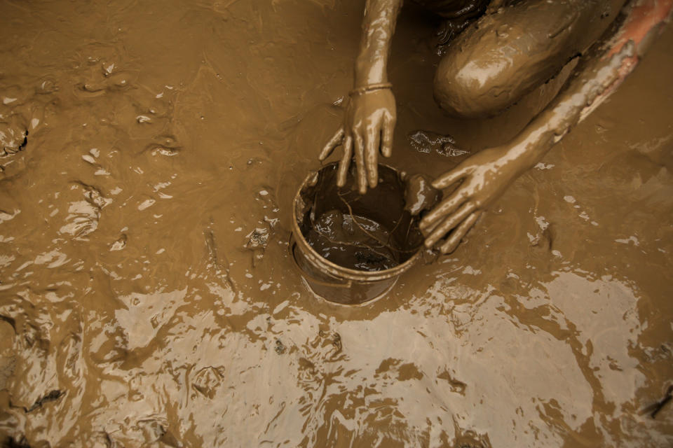 Peru struggles with devastating El Niño flooding