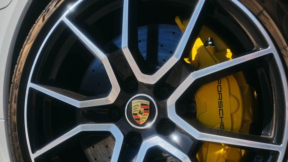 2023 porsche taycan turbo s