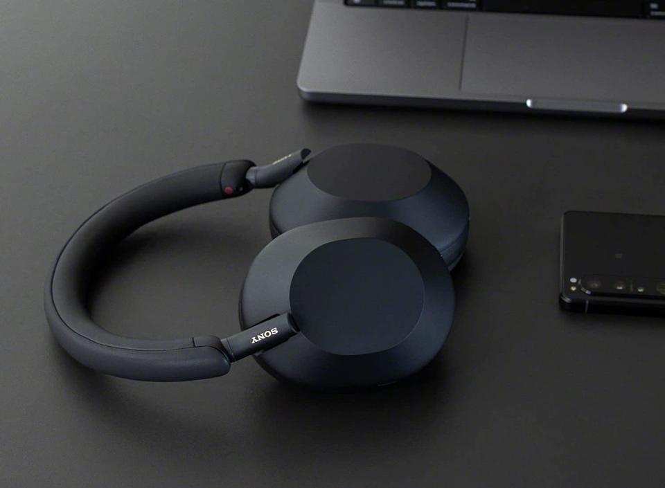 Sony WH-1000XM5 Headphones