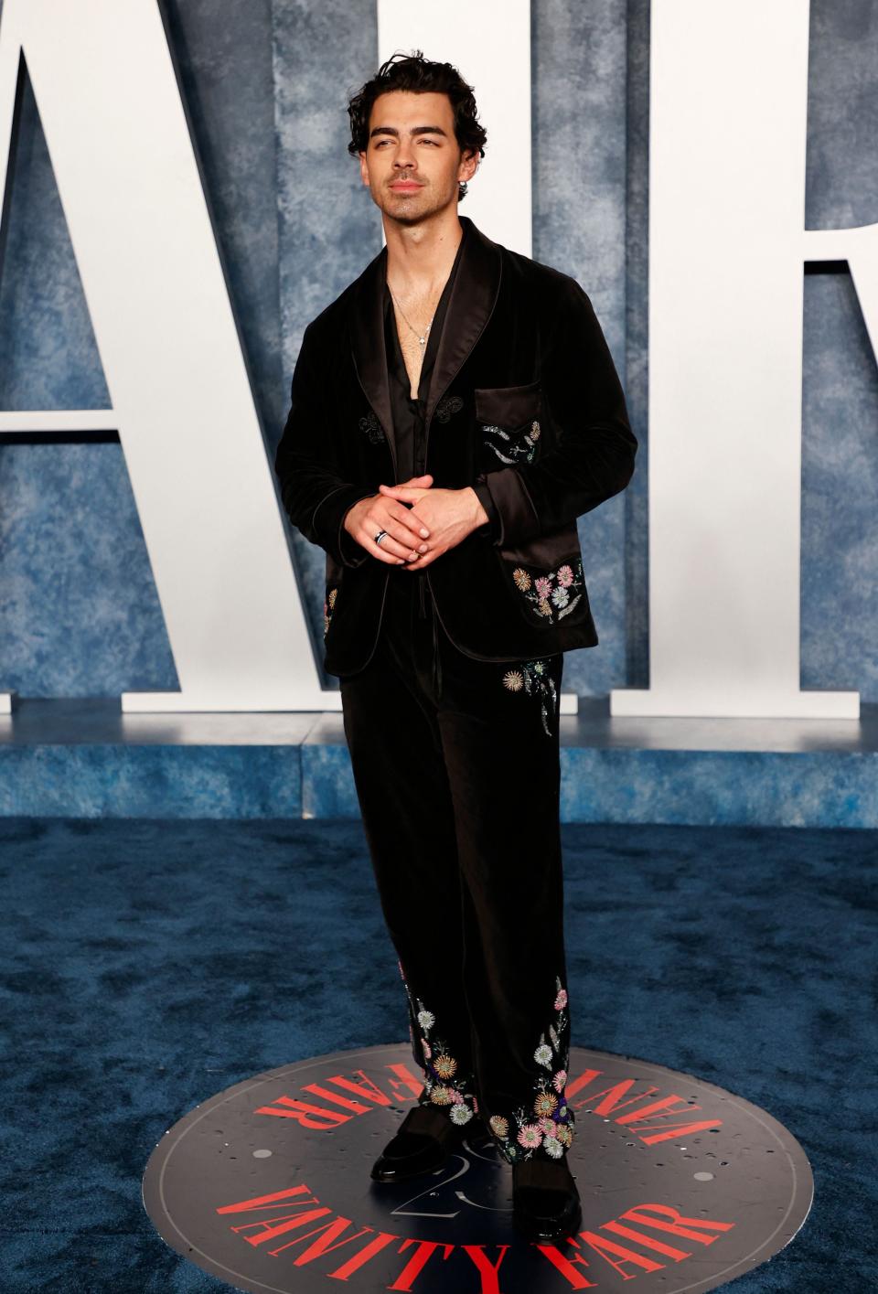 US singer Joe Jonas attends the Vanity Fair 95th Oscars Party at the The Wallis Annenberg Center for the Performing Arts in Beverly Hills, California on March 12, 2023. (Photo by Michael TRAN / AFP) (Photo by MICHAEL TRAN/AFP via Getty Images) ORIG FILE ID: AFP_33B92GR.jpg