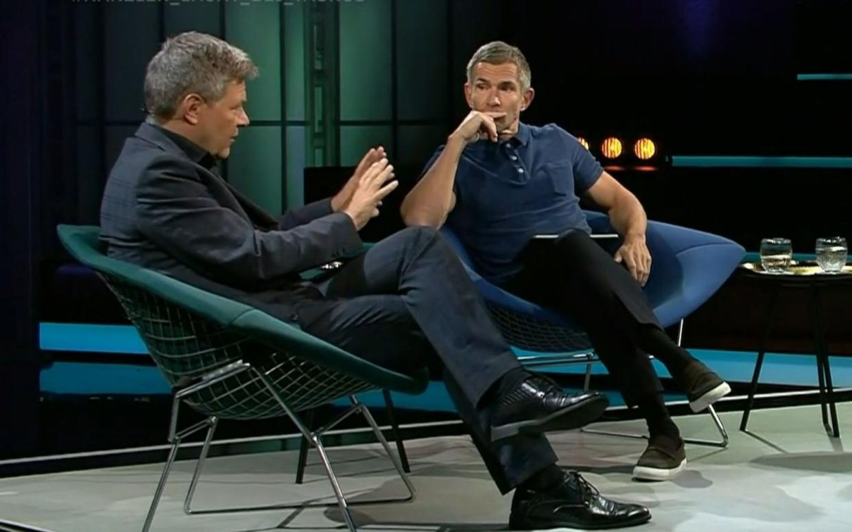 Robert Habeck (links) stellte sich den Fragen von Moderator Micky Beisenherz. (Bild: RTL)