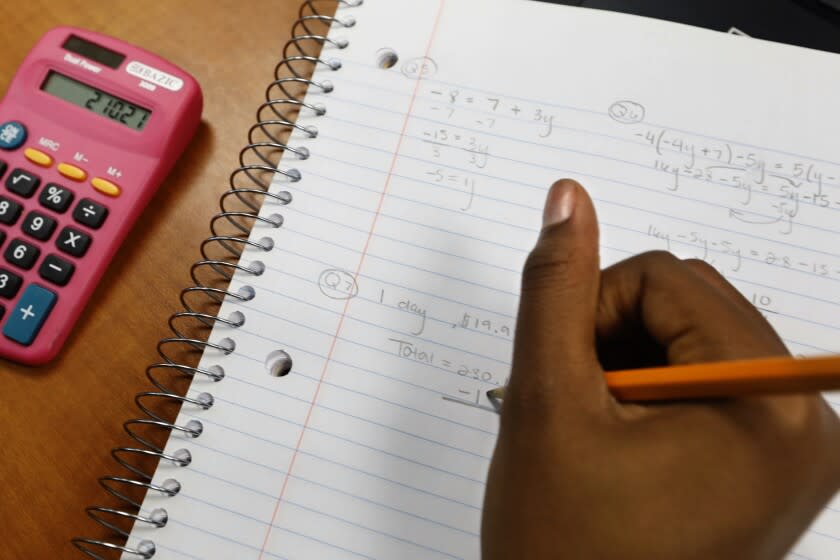 LOS ANGELES, CALIFORNIA--AUG. 29, 2019--At Roybal Learning Center in Los Angeles, Robert Montgomery teaches a "transition to college math and statistics" class to 12th graders.The course, developed in partnership with the CSU, includes review of essential math skills. (Carolyn Cole/Los Angeles Times)