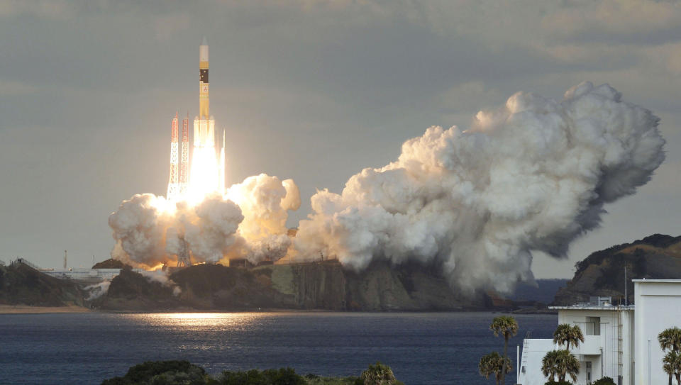 Japan’s H-2A rocket lifts off carrying Defense Ministry's first communications satellite Kirameki-2 from the Tanegashima Space Center in Minamitane on Tanegashima Island, southern Japan, Tuesday, Jan. 24, 2017. (Yu Nakajima/Kyodo News via AP)