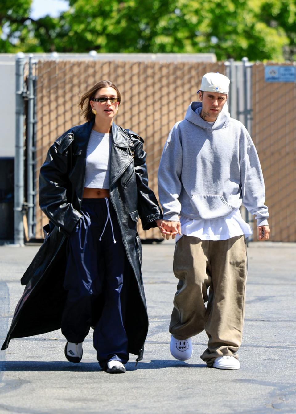 los angeles, ca june 02 hailey bieber and justin bieber are seen on june 02, 2023 in los angeles, california photo by rachpootbauer griffingc images