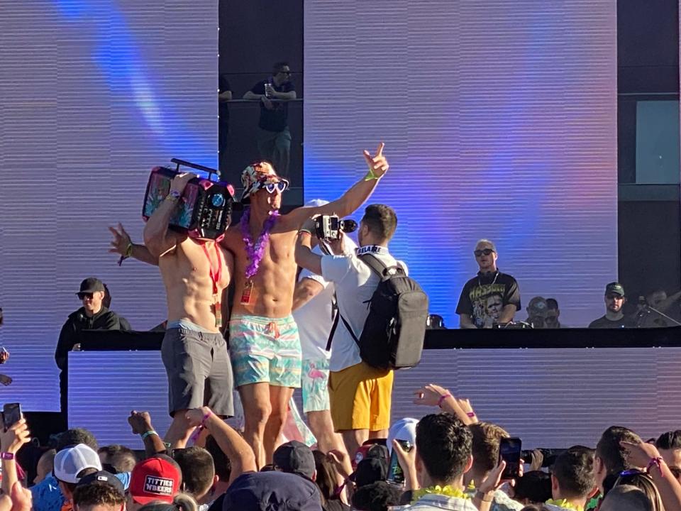 Rob Gronkowski parties on stage at Gronk Beach.
