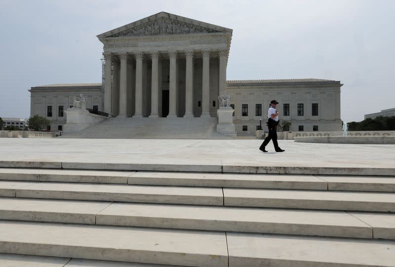 FILE PHOTO: U.S. Supreme Court in Washington