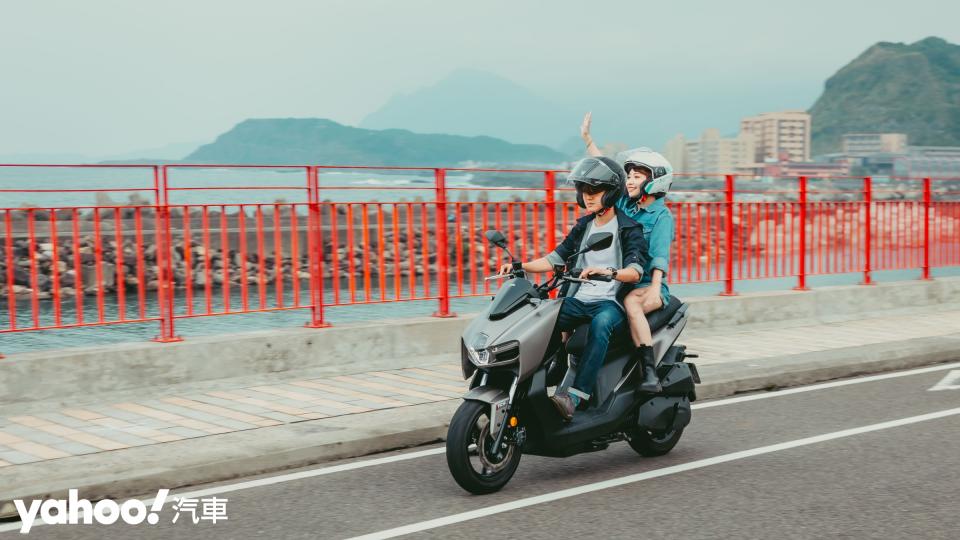 SYM MMBCU北海岸深秋散策！跟黃泱綾Naomi × 車媒黑侍來場跑旅浪漫遊！