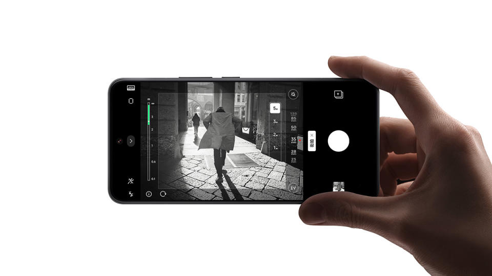 A look at the Xiaomi 14 Ulta smartphone's camera app