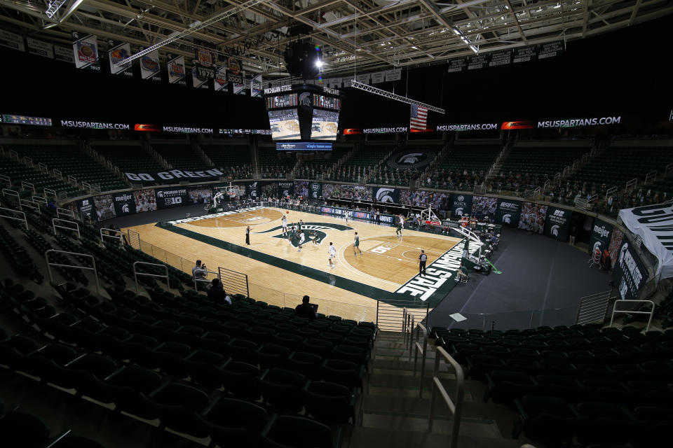 Michigan State and Eastern Michigan play during the first half of an NCAA college basketball game Wednesday, Nov. 25, 2020, in East Lansing, Mich. Michigan State won 83-67. (AP Photo/Al Goldis)