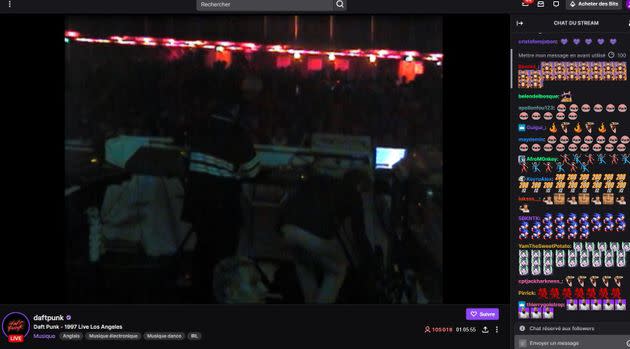 Une capture d'écran Twitch du concert de Daft Punk en 1997 à Los Angeles. (Photo: daftpunk Twitch)