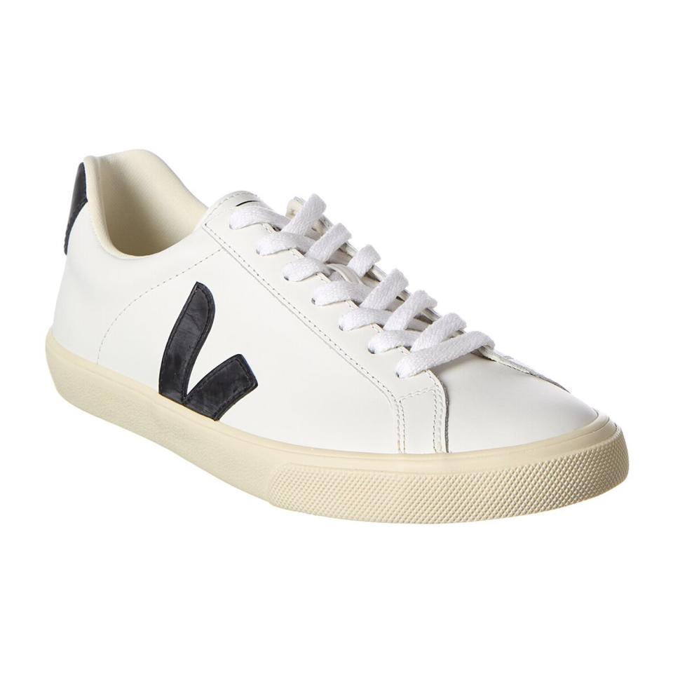 Kate Middleton Veja Gilt Sale