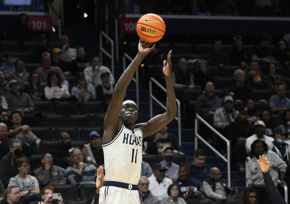 West Virginia’s Akok Akok ‘stable, responsive’ after collapsing during game vs. George Mason