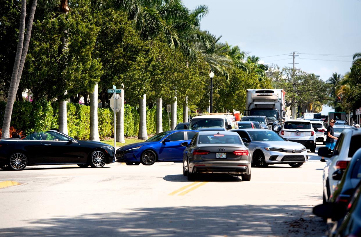 Traffic clogs the intersection of Bradley Place and Sunset Avenue on Feb. 23.