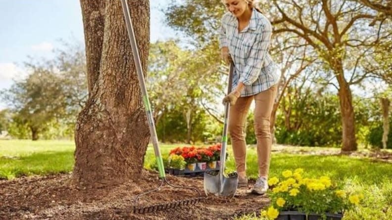 Every homeowner needs a good shovel, and this one fits the bill.