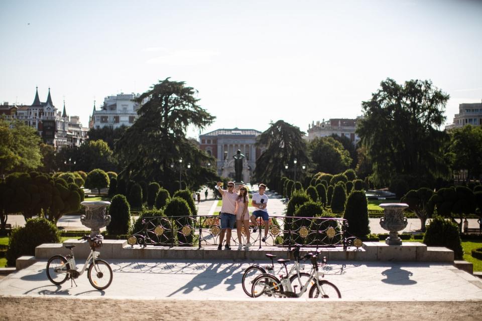 Plaza Parterre inside Retiro park.