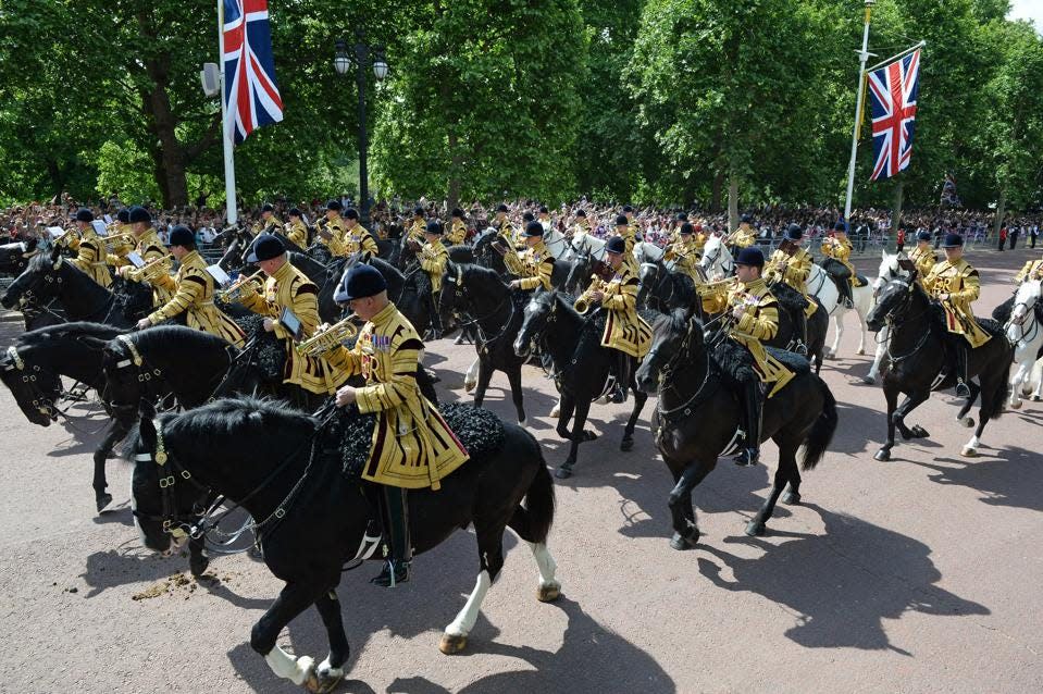 La banda de la Caballería Doméstica en el Jubileo de Platino de la Reina Isabel II 2022