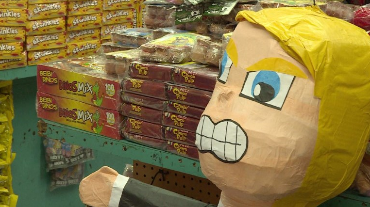 Las piñatas de Trump triunfaron en México. (Foto: AFP)