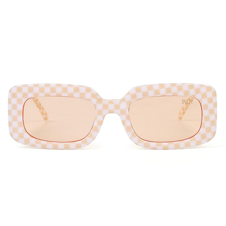 21) Dolly Sunglasses