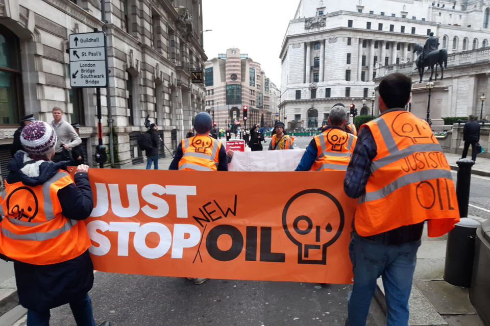 Protesters marching through central London (Just Stop Oil)