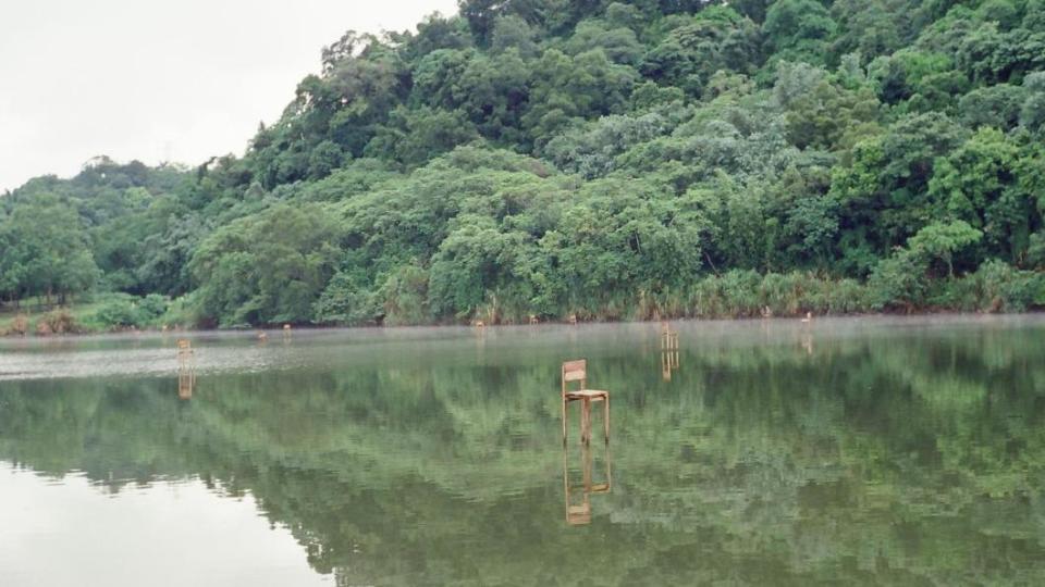 孟耿如凌晨突曬優澃的湖面照問候大家近況。（圖／翻攝自孟耿如臉書）