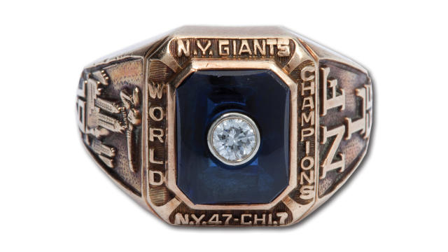 William 'Refrigerator' Perry Super Bowl ring sells for $200,000 - Chicago  Sun-Times