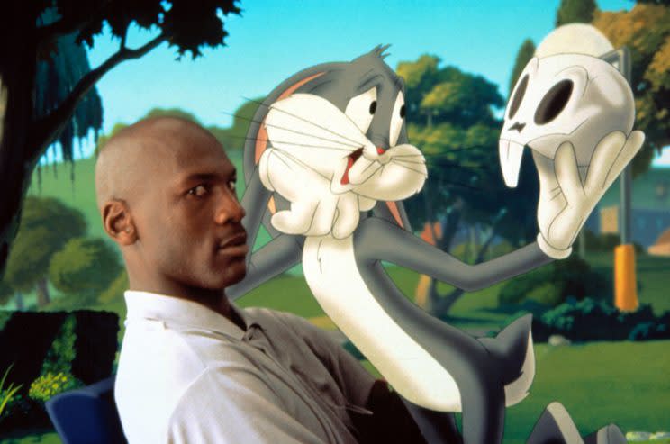 Michael Jordan and Bugs Bunny in 'Space Jam' (Photo: Everett) 