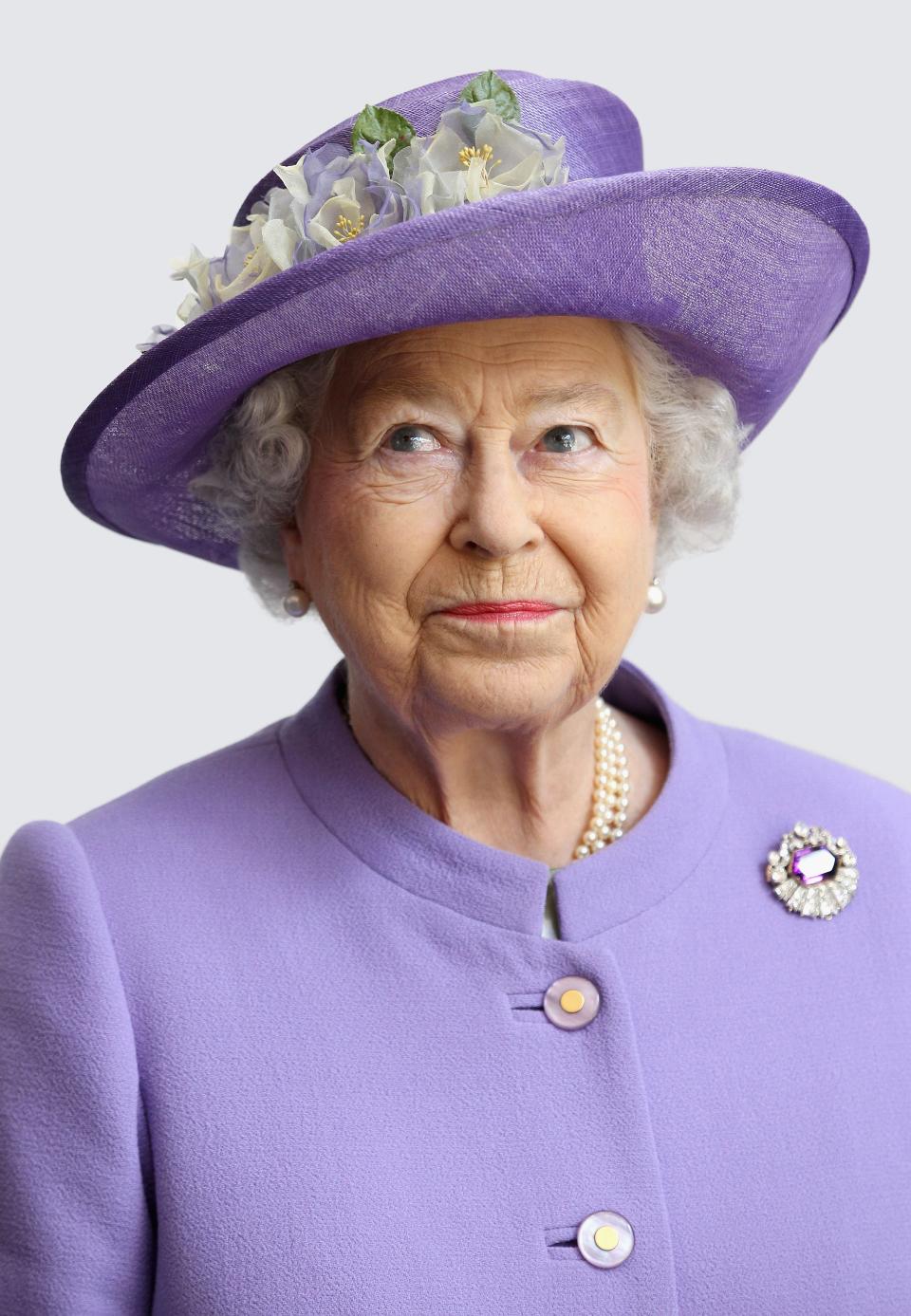 Queen Elizabeth visits Lister Hospital