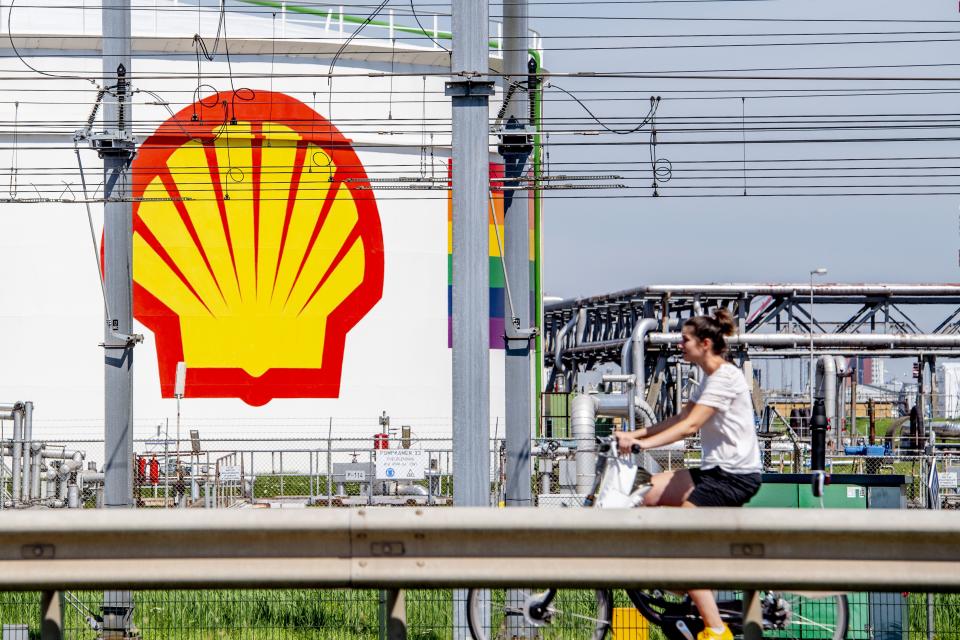 Shell to ditch dual listing structure and move from Netherlands to UK