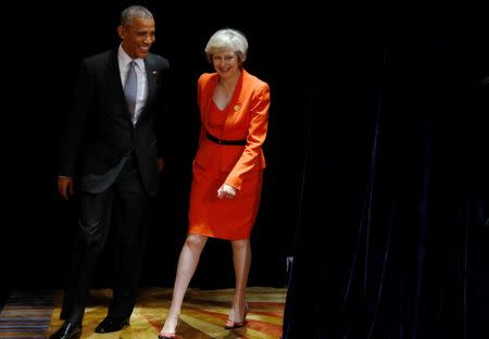 U.S. President Barack Obama and Britain's Prime Minister Theresa May arrive to speak to reporters after their bilateral meeting alongside the G20 Summit, in Ming Yuan Hall at Westlake Statehouse in Hangzhou, China September 4, 2016. REUTERS/Jonathan Ernst