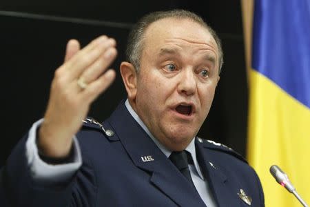 U.S. General Philip Breedlove, NATO Supreme Allied Commander Europe, speaks during a news conference in Kiev, November 26, 2014. REUTERS/Valentyn Ogirenko