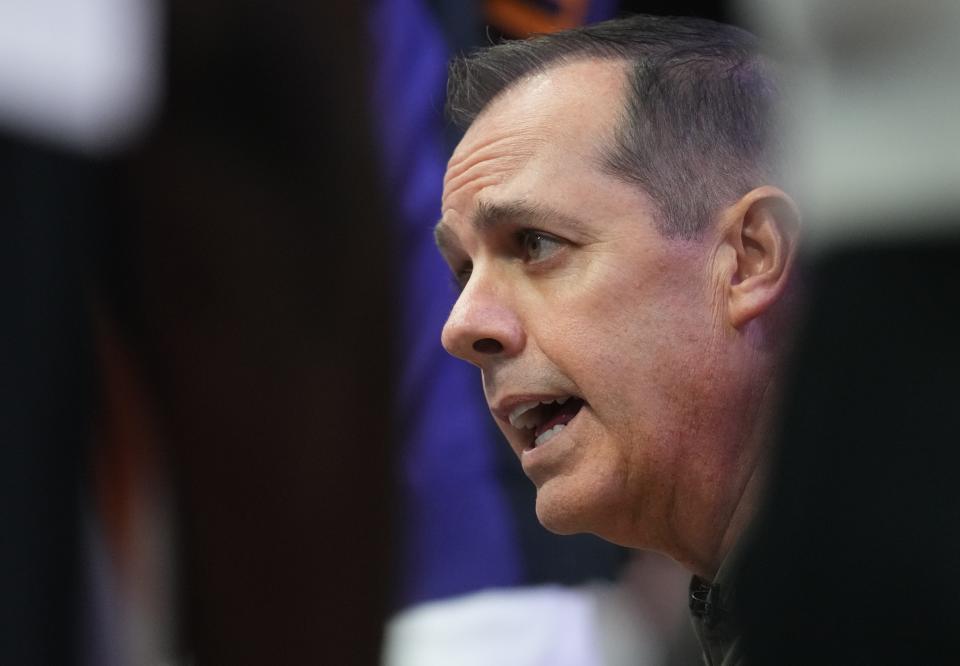 Phoenix Suns head coach Frank Vogel talks to his team during a timeout in their game against the Golden State Warriors at Footprint Center in Phoenix on Nov. 22, 2023.