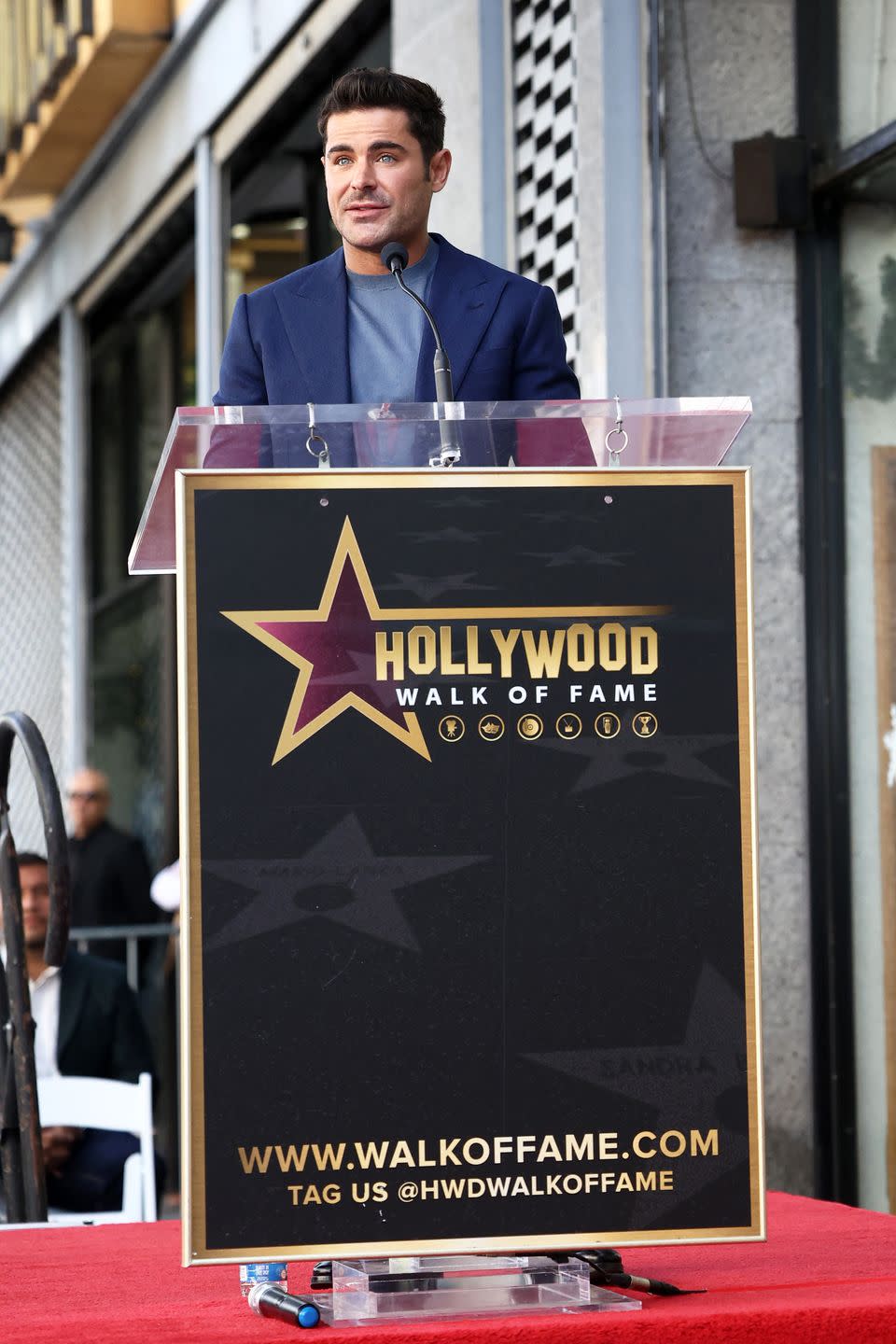 zac efron gives a speech during his hollywood walk of fame ceremony