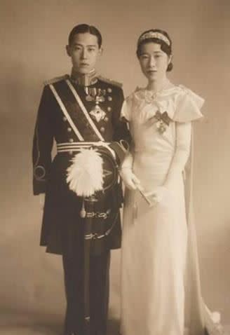 李鍝和其妻子朴贊珠結婚照（圖／翻攝自網路）