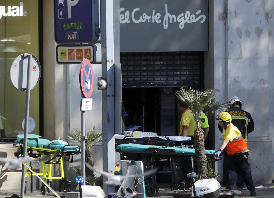 Atentado terrorista en las Ramblas de Barcelona: las imágenes del ataque