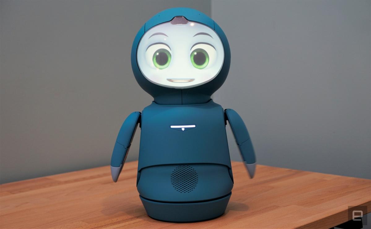 Reply to @aljim00 Stay kind and happy! #moxie #robot #forchildren