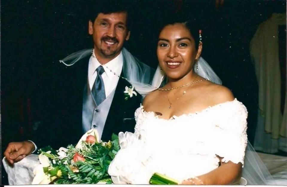 Jon and Claudia Olsen on their wedding day, Jan. 2, 1999.