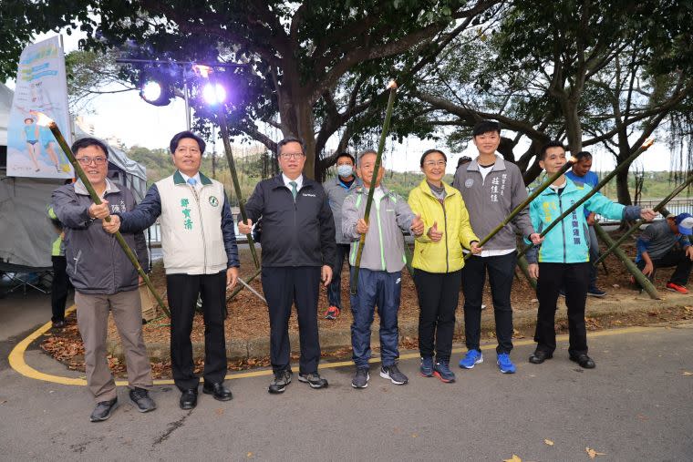 休閒組鳴槍使用在地特色主炮。大會提供