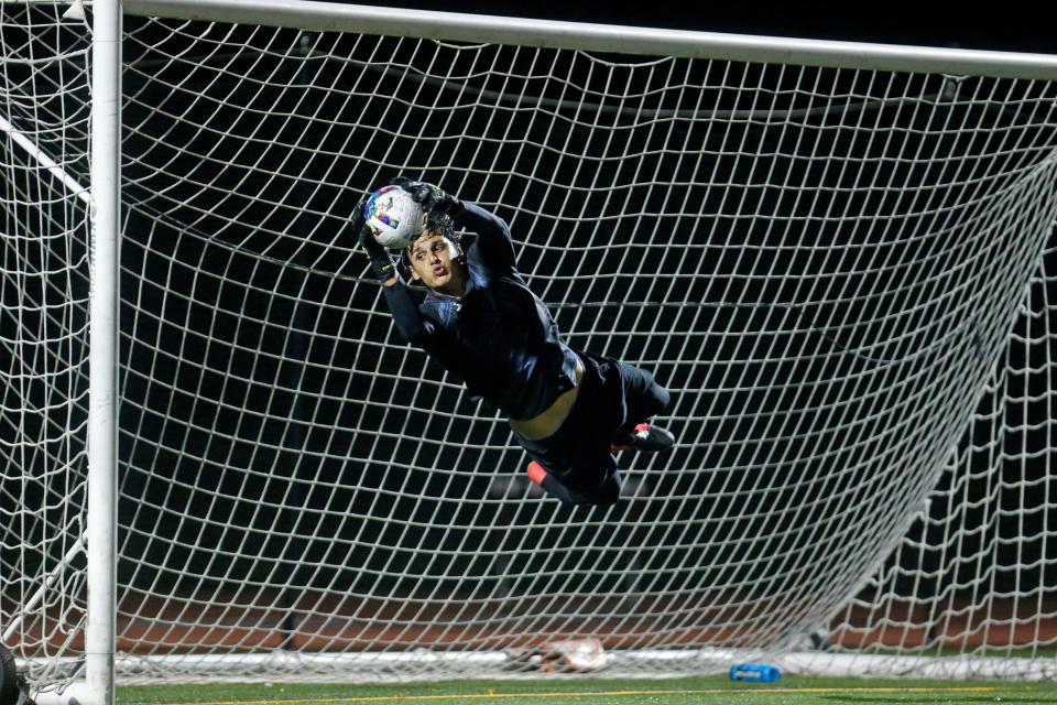 Nik Panagos, La Salle boys soccer