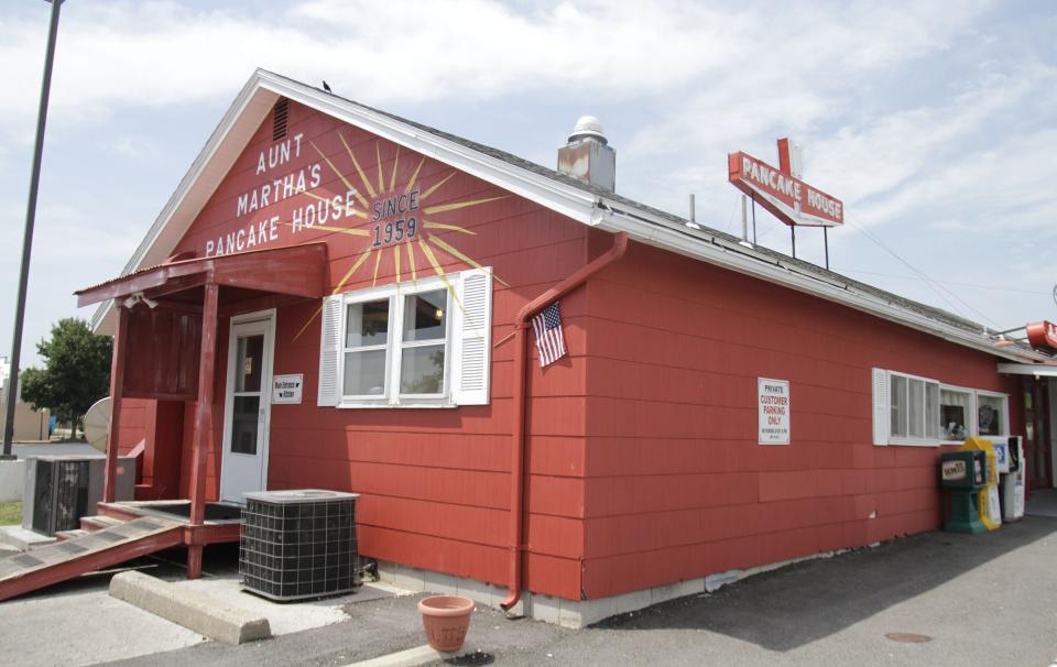 Aunt Martha's Pancake House closed in October 2015.