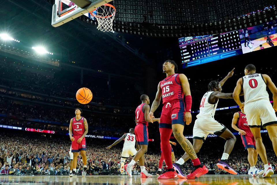 Apr 1, 2023; Houston, TX, USA; Florida Atlantic Owls guard Alijah Martin (15) reacts after their loss against the San Diego State Aztecs in the semifinals of the Final Four of the 2023 NCAA Tournament at NRG Stadium. Mandatory Credit: Bob Donnan-USA TODAY Sports