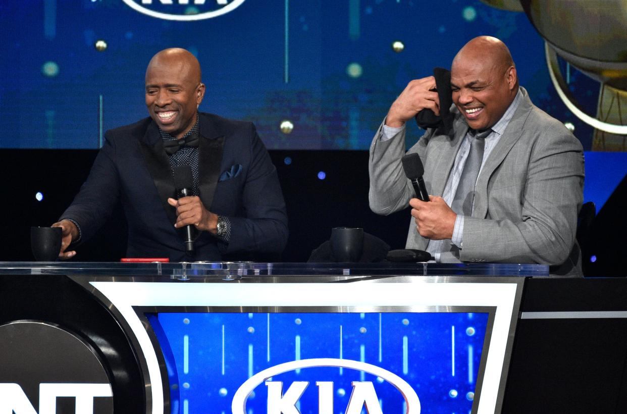 Charles Barkley, right, who signed a $100 million-plus contract to continue on TNT's "Inside the NBA," has been giving large donations to HBCUs including Bethune-Cookman University in Daytona Beach. Barkley told an Alabama newspaper he will give the school $1 million.