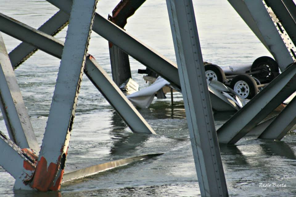 A KIRO 7 Eyewitness News viewer captured images of the collapsed Interstate 5 bridge into the Skagit River.