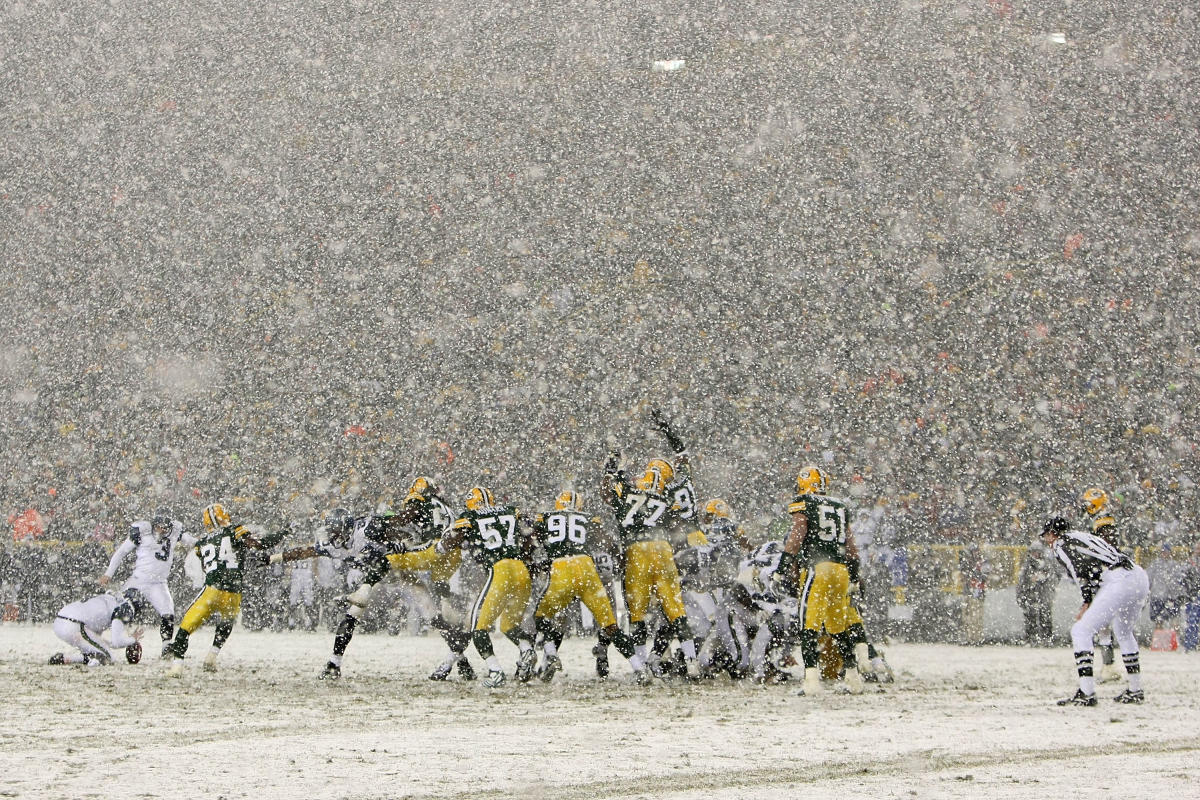 How cold will it be at Lambeau Field for Seahawks-Packers on Yahoo Sports  app?