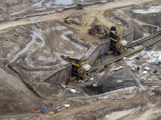 Canadian tar sands controversy