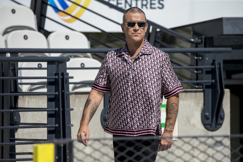 MELBOURNE, AUSTRALIA - MARCH 12: Robbie Williams attends a media call on March 12, 2020 in Melbourne, Australia. (Photo by Sam Tabone/WireImage)