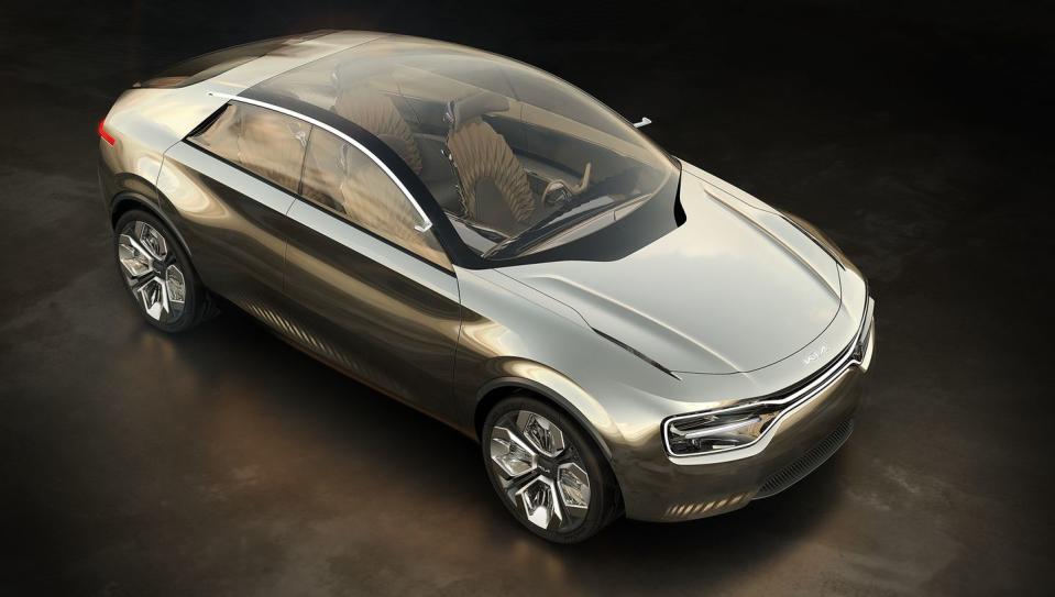 <p>Vehicles shaped like this are extremely in vogue right now, and the way Kia talks about the design of the Imagine makes it seem the company wants to put it into production.</p>