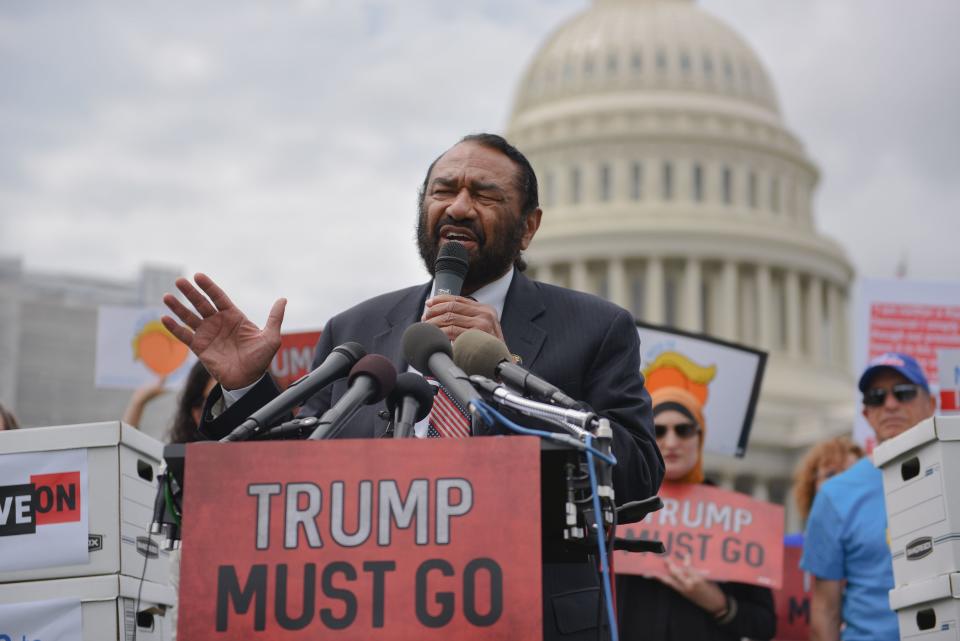 Reps. Al Green  and Rashida Tlaib hold impeachment rally outside U.S. Capitol